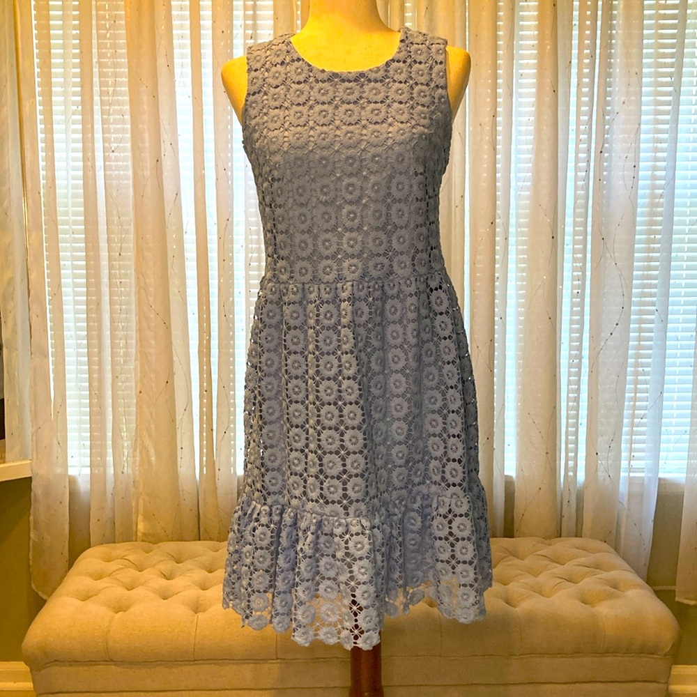 52Seven Size 8 Blue crochet sleeveless fully lined dress